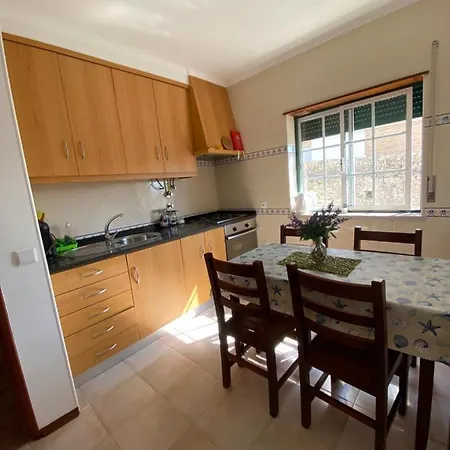 ビニャズ プレイス *