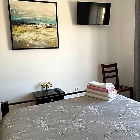 Vina's Place Bed & Breakfast